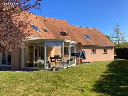 pavillon 5 pièces 151 m²