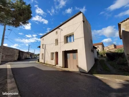 maison seychalles 80m2 3 chambres garage dépendances
