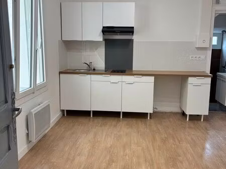 studio entièrement rénové à neuf – proche gare et centre-ville
