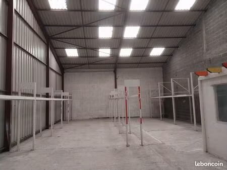 local 200 m2