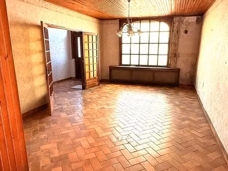 maison 11 pièces 145 m²
