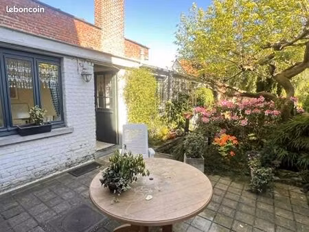 maison 8 pièces 150 m²