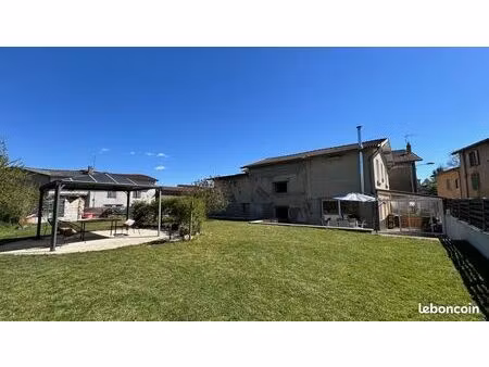 maison 6 pièces 138 m²