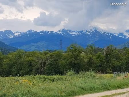 bagnères de bigorre : terrain exceptionnel avec vue panoramique sur les pyrénées