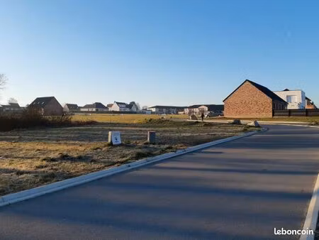 terrain 600 m² verquin