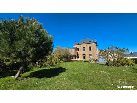 magnifique maison de maitre rénovée sur 2400 m²