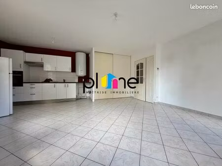 appartement 3 pièces 44 m²