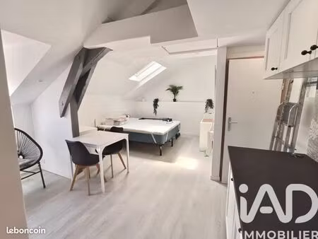 studio 3 pièces 57 m²