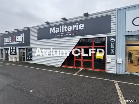 local commercial 481 m² gerzat