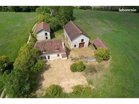 propriété 3 pièces 94 m²