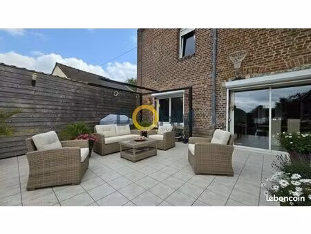 maison 7 pièces 166 m²