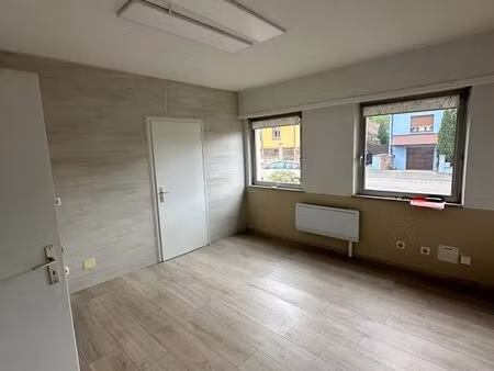 à vendre – bien atypique avec terrain à marmoutier / 79 m² habitables – 2 places de parkin