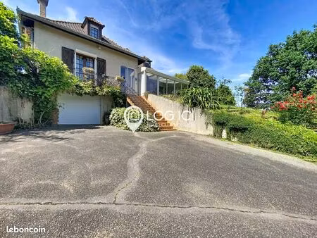 maison 8 pièces 187 m²