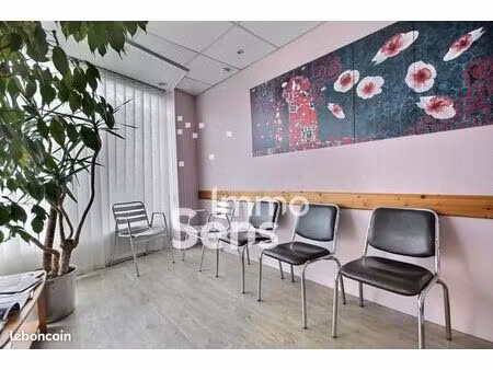 local commercial 75 m²