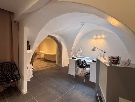charmante maison de village dans le quartier historique de pia