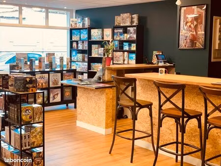 à vendre – fonds de commerce – local commercial aménagé de 125 m²