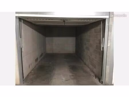 parking dans box fermé