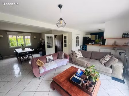 maison 7 pièces 235 m²