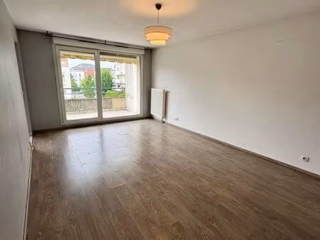 illkirch-graffenstaden – 2 pièces 50 5 m2 avec balcon