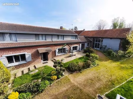 propriété 10 pièces 182 m²