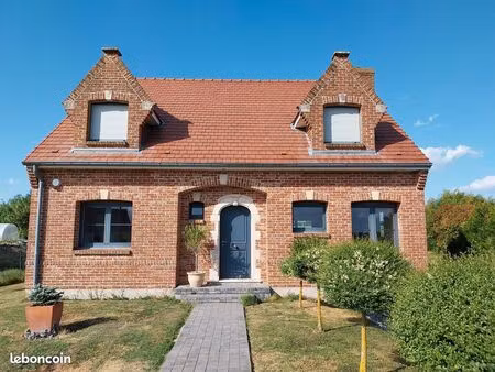 maison traditionnelle à marquion