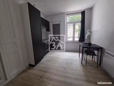 studio 1 pièce 23 m²