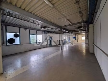 ensemble immobilier 2200 m² à vendre à baillet en france