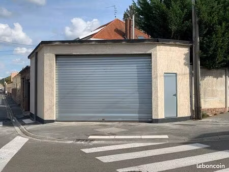 grand garage cœur de ville