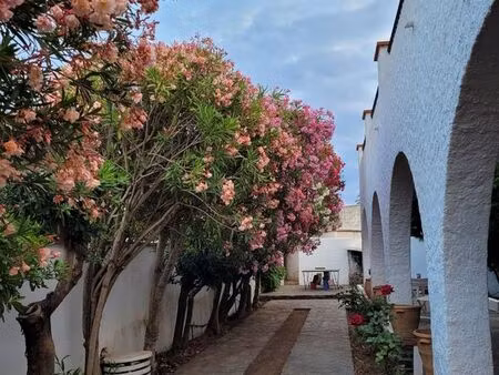 stop brade villa 4 faces  grand jardindi