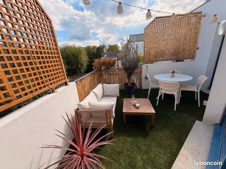 t2 avec terrasse et parking -arras centre -disponible immédiatement