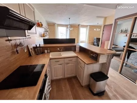 location étudiante 2 pièces 43m²