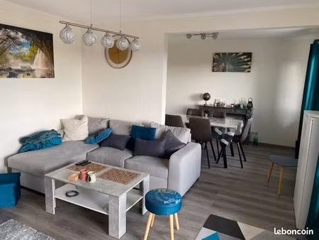 bel appartement f4 résidence chantilly