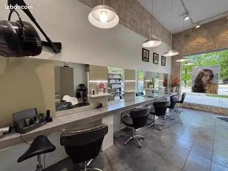 salon de coiffure 42 m² bayonne