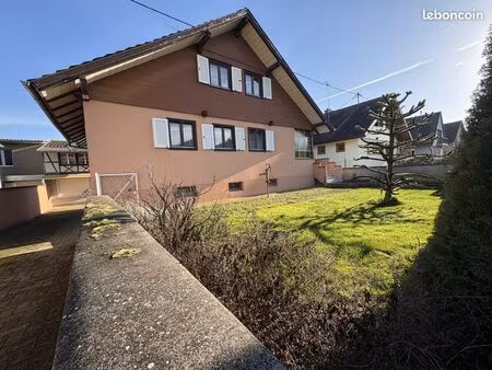 maison 6 pièces 160 m²