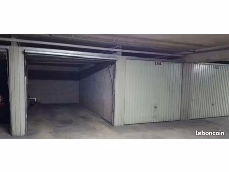 garage / parking sécurisé 16 m² – centre aureilhan – investissement rentable / forte deman