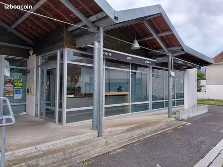 local commercial 150 m2