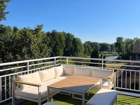 duplex 6 pièces 148 m²