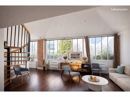 loft 1 pièce 53 m²