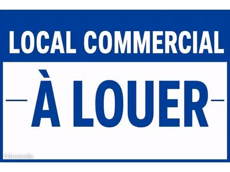 à louer – local commercial 65 m² – emplacement visible avec parking