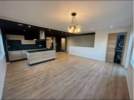 ? très bel appartement 2 pièces moderne – 60 m² – climatisation – balcon