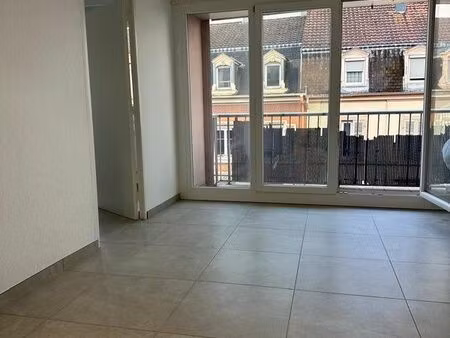 appartement f4 - 80m2 - entièrement rénové à neuf