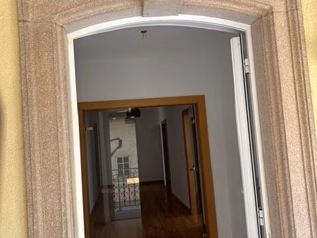 appartement 105 m2 au rez-de-chaussée