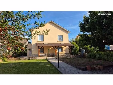 maison 6 pièces 145m2 à saint-rémy