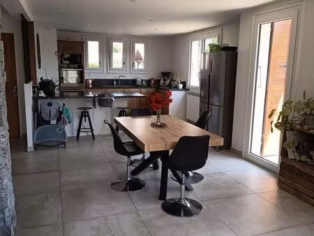 maison 3 pièces 95m2