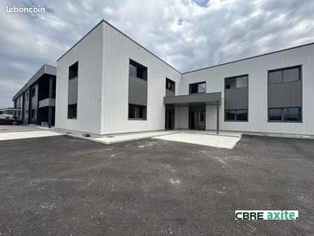 bureaux 300 m² sainte helene du lac
