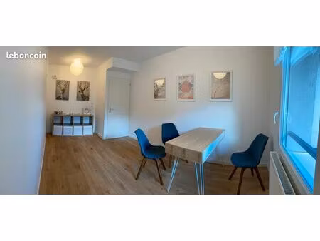 salle de consultation dans cabinet para medical