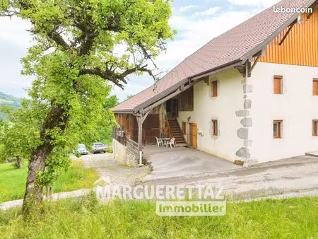 maison de village 4 pièces 85 m²