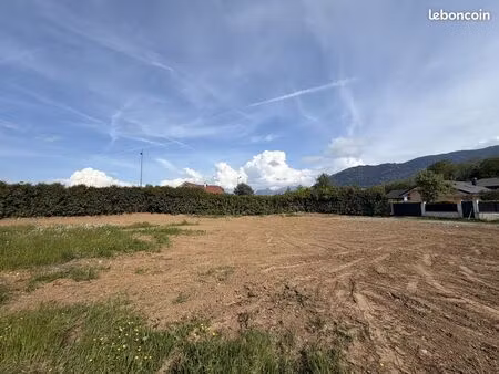 terrain 1000 m² armoy