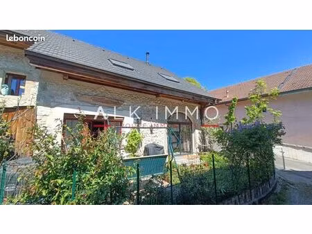 maison de village 4 pièces 120 m²