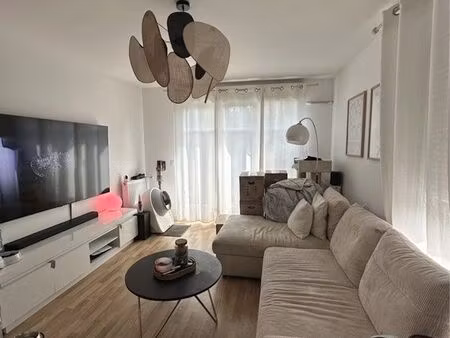 appartement - 2 pièces de 47m2 + jardin 36 m² + 2 parkings